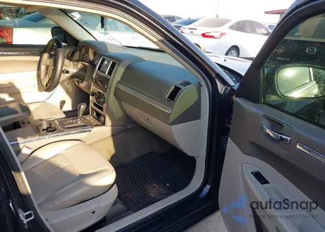 2008 Chrysler 300 Touring from USA, damaged, VIN 2C3LA53G58H164646